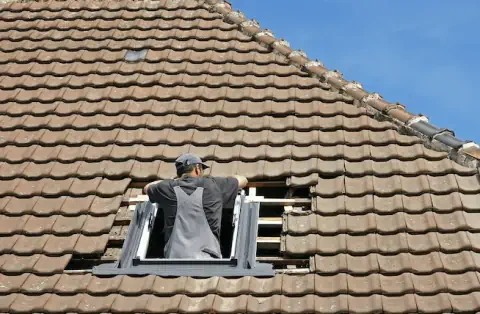 Pose de velux - Saint-Martin-Lacaussade